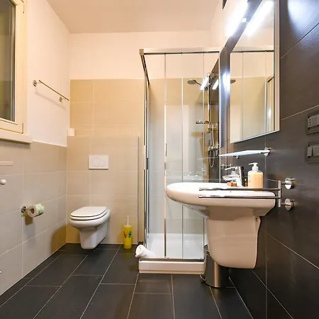 Aurora Apartament