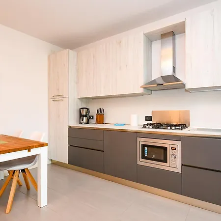 Aurora Apartament Sirmione